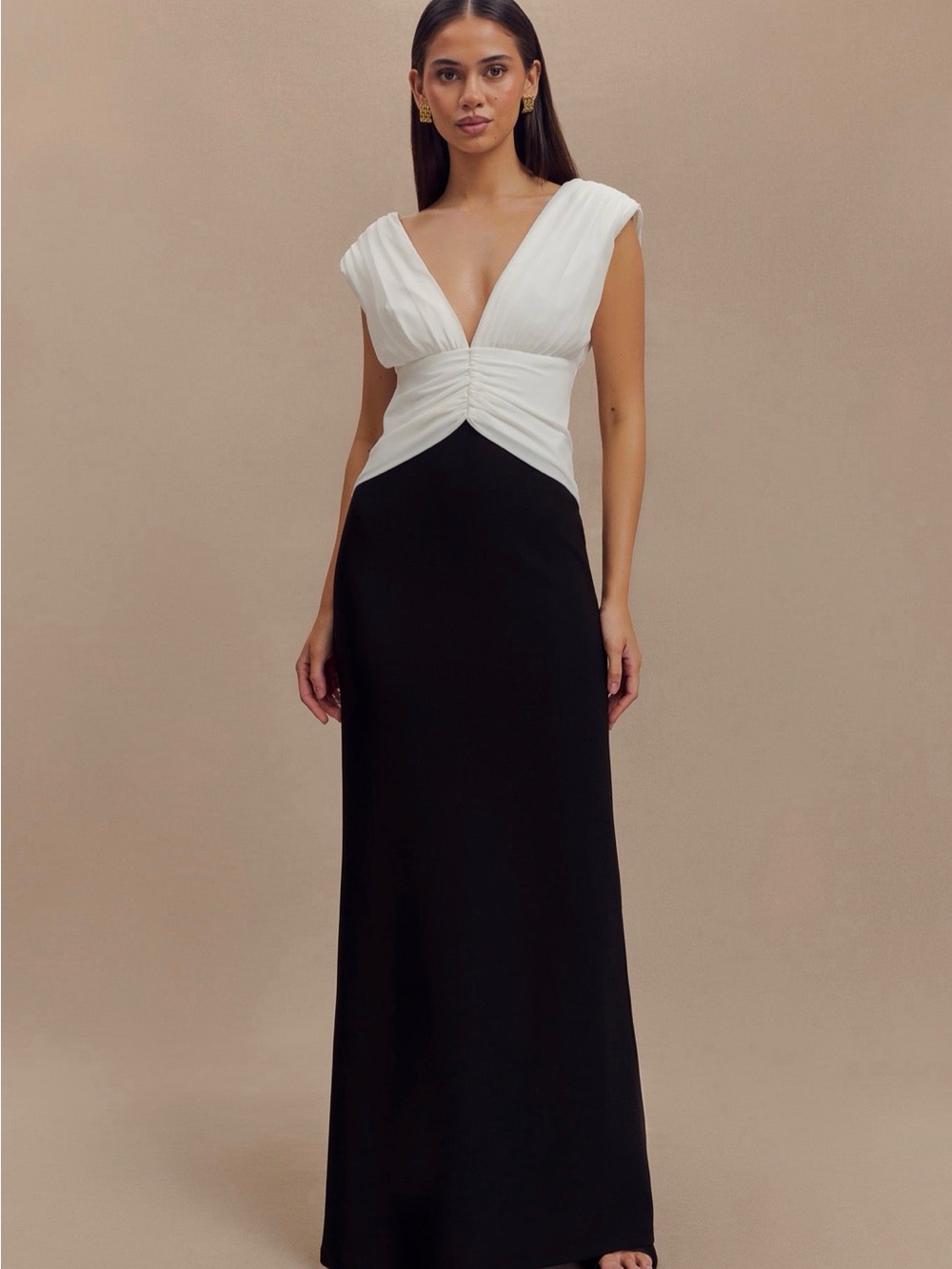 Monique Contrast Maxi Dress